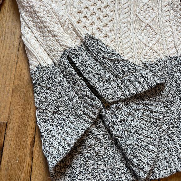 L.L. Bean Signature Fisherman Sweater Cable Knit Side Zippers Tri Color Size XXS - Picture 10 of 13